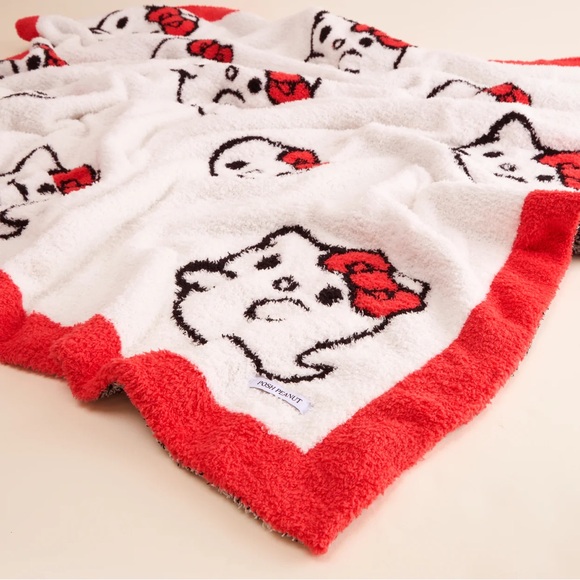 POSH PEANUT X HELLO KITTY HALLOWEEN GHOSTS SANRIO CUDDLE BLANKET - Picture 4 of 8
